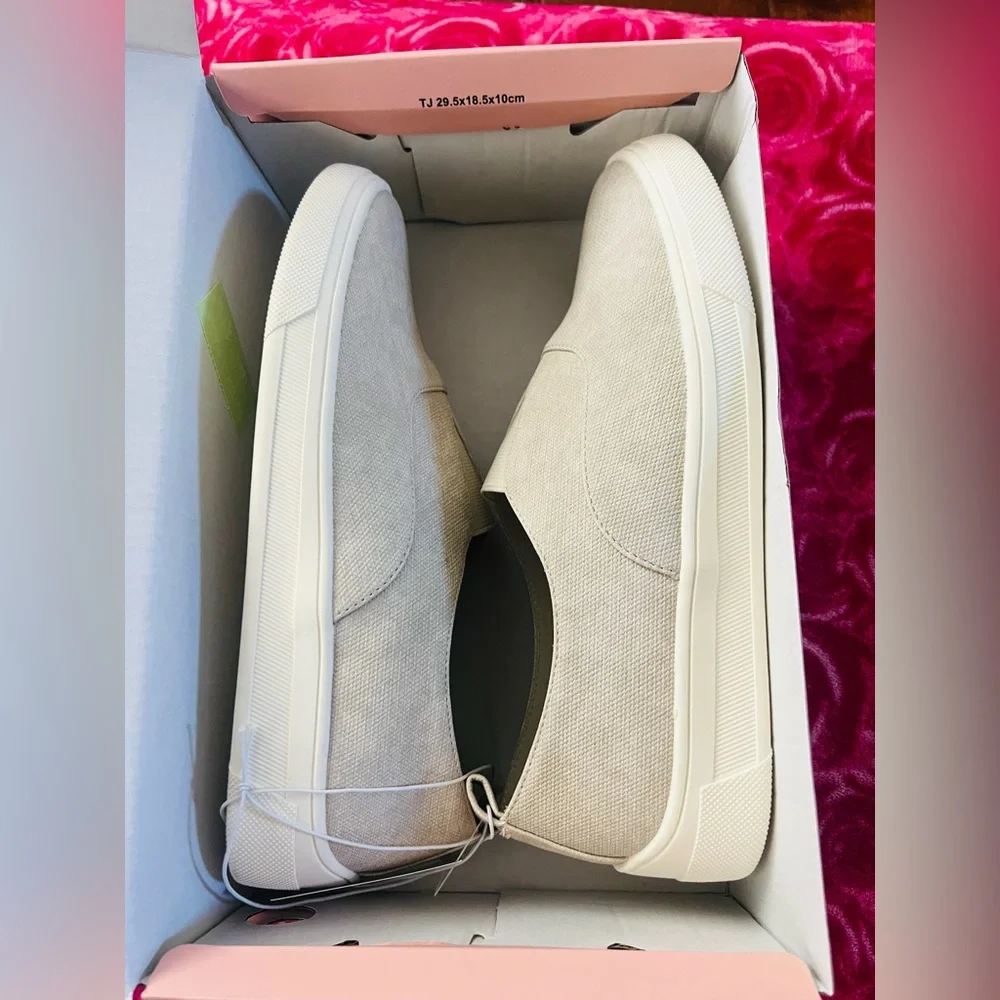 Kensie Women's Cream Slip-On Sneakers New size 8 - Picture 7 of 8